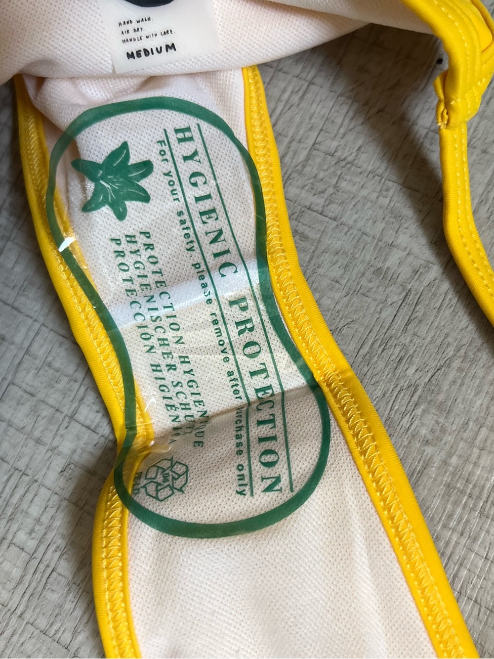 NEW BASIC SWIM La Premiere Swim Set Yellow - Picture 16 of 16